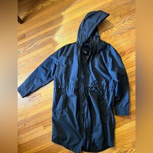 Everlane Women's Navy Raincoat